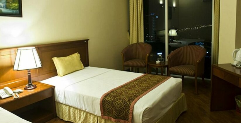 Crown Hotel Ha Long - Photo2