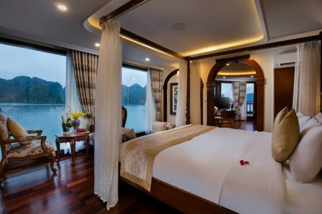 Emperor Cruises Ha Long - Photo2