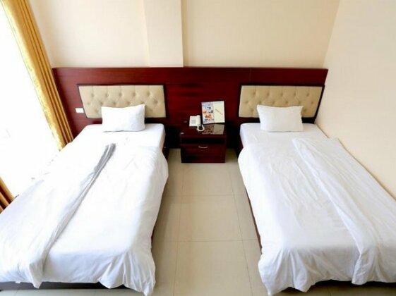 Fullhouse Hotel - Photo4