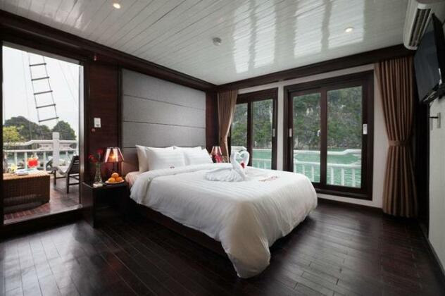 Halong Aclass Opera Cruise - Photo2