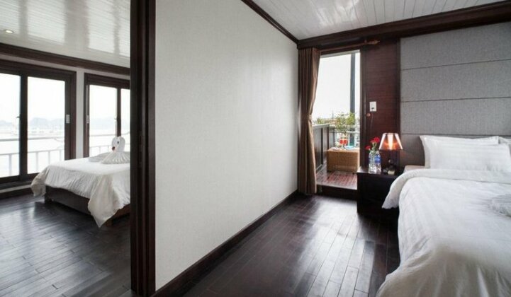 Halong Aclass Opera Cruise - Photo4