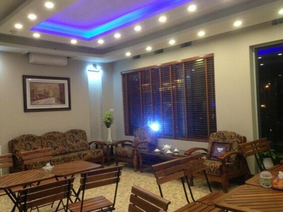 Halong BC - Photo2
