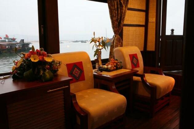 Halong Classic Sail - Photo5