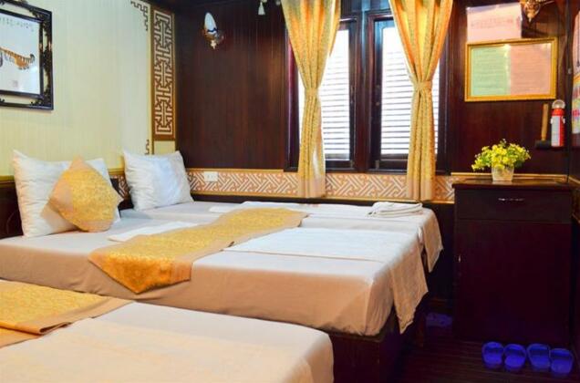 Halong Fantasea Cruise - Photo2