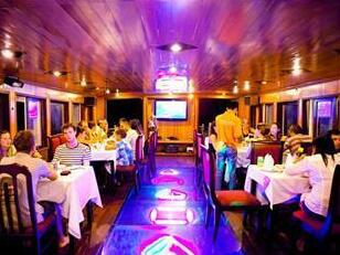 Luxe Aurora Cruises - Photo2