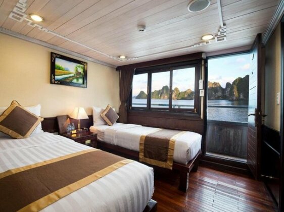 Majestic Halong Cruise - Photo4
