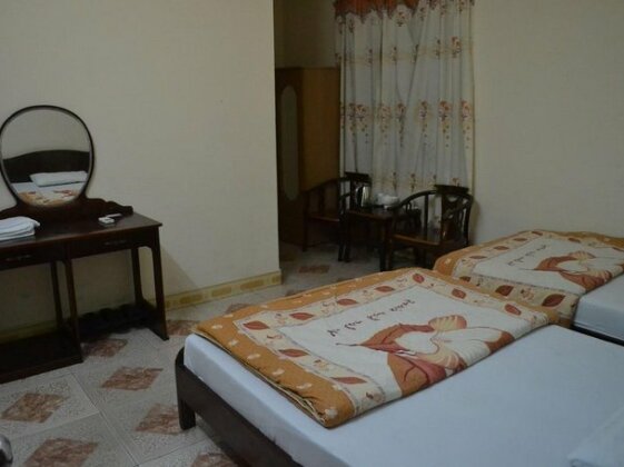 Phong Lan Hotel Halong - Photo3