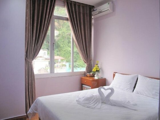 Queen Hotel Ha Long - Photo4