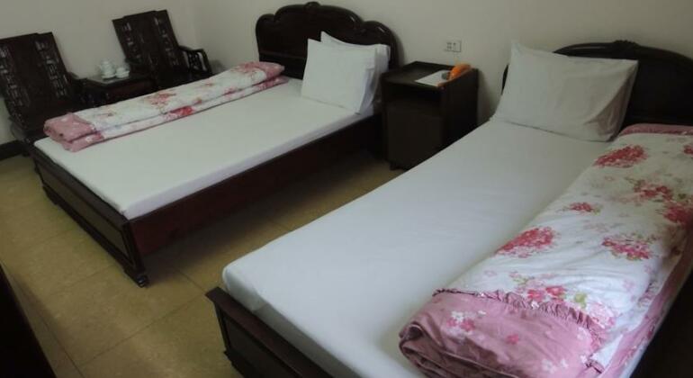 Van Nam Hotel Ha Long - Photo4