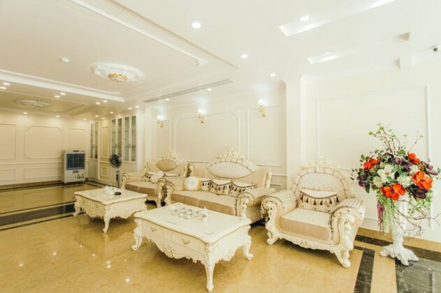 White Crown Hotel - Photo5
