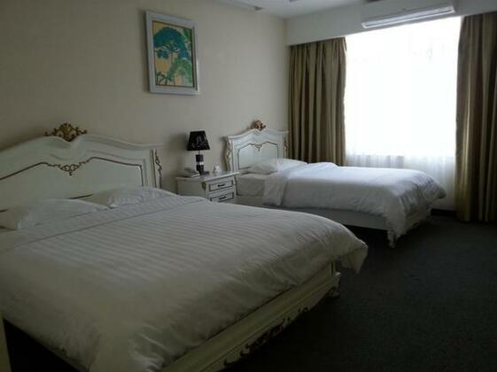 White Palace Hotel - Photo3