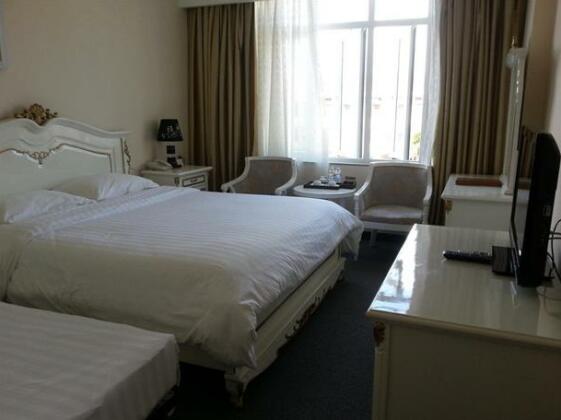 White Palace Hotel - Photo4