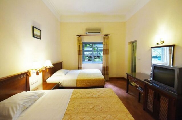 Gieng Ngoc Hotel