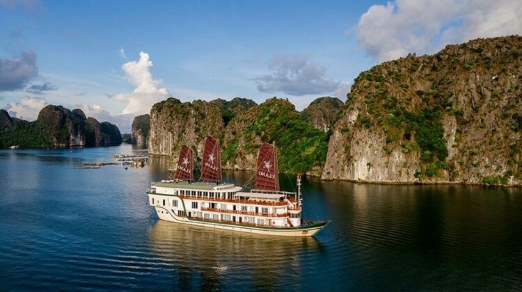 Heritage Line - Ylang Cruise Hai Phong