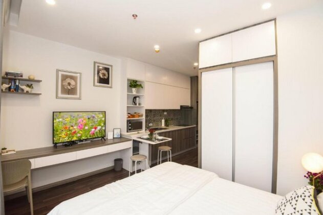 A Cosy Apartment in Vinhomes Green Bay Ha Noi - Photo4