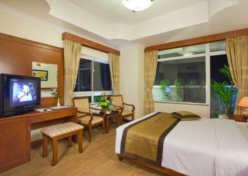 Cherry Hotel 3 - Photo2