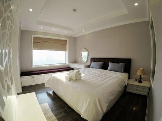 Comfy 2 Bedrooms Apartment with City View from Level 20 at Hoa Binh Green City - Photo2