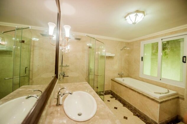 Do Thanh building & Phu Dong Bar - Photo4