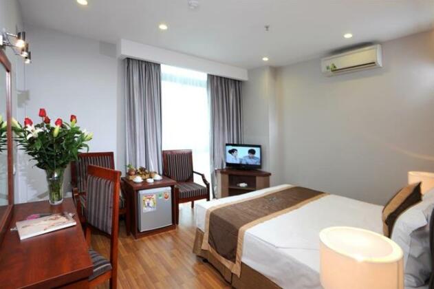 Gallant Hotel - Photo2