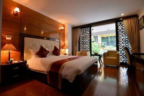 Golden Cyclo Hotel - Photo2