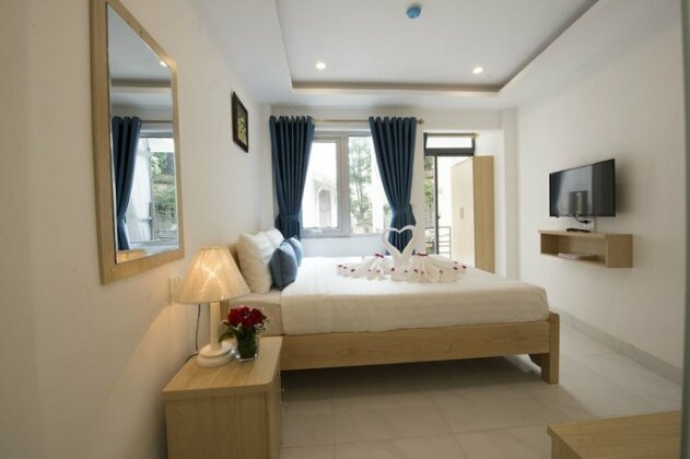 Ha Noi Holiday Center Hotel - Photo2