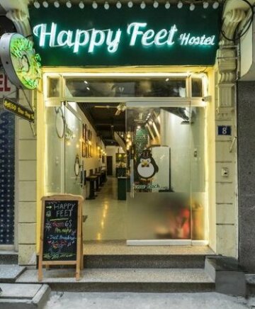 Happy Feet Hostel