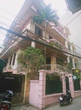 Homestay - Private room with balcony Hanoi