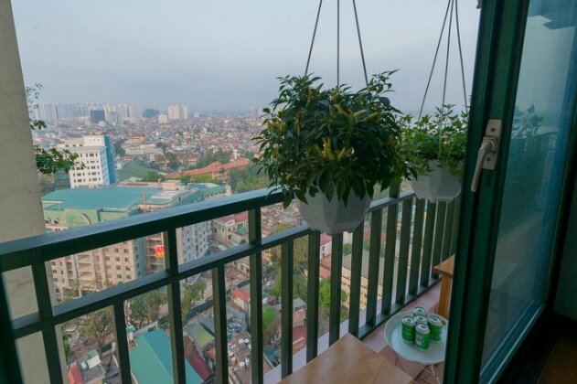 LaHanoi Lo Duc Apartment with Balcony - Photo5