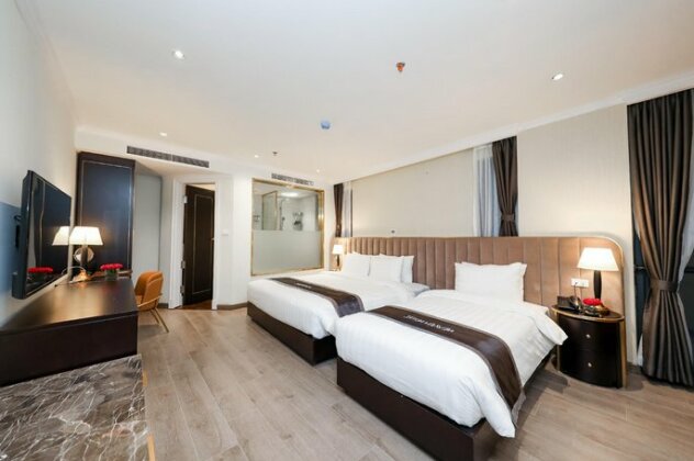 Nevaeh Hotel and Spa - Photo4