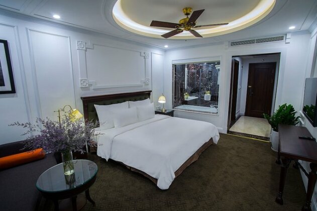 New Era Hotel & Villa - Photo2