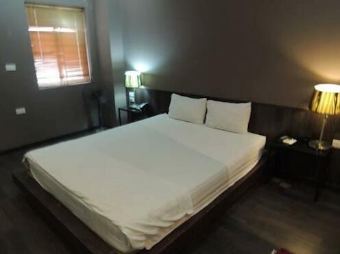 Nhat Loc Hotel - Photo2