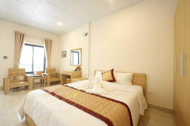 Ninety Nine Center - Photo3
