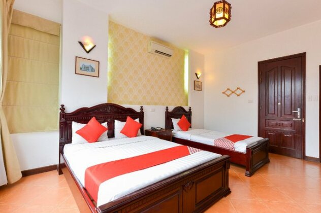 OYO 216 Alisa Hotel - Photo5