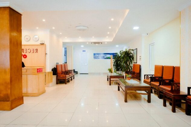Oyo 269 Moet Hotel - Photo2
