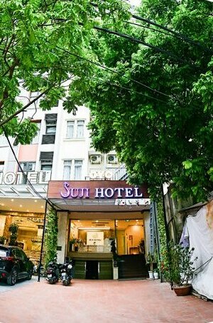 OYO 347 Suji Hotel