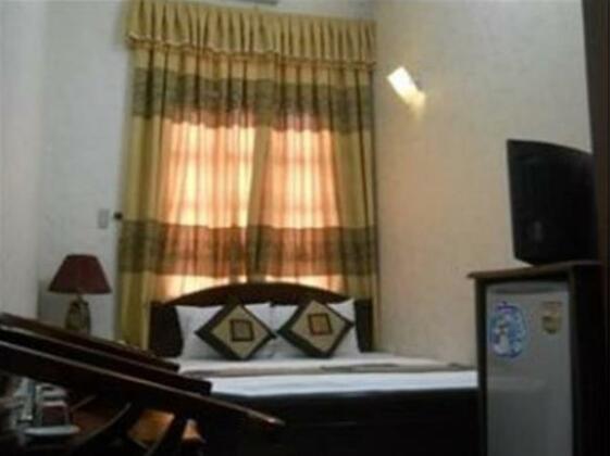 Phu Nhuan Hotel 5 Giang Vo - Photo4