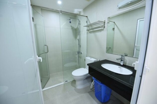 Poonsa Hoang Quoc Viet 2 - Photo5