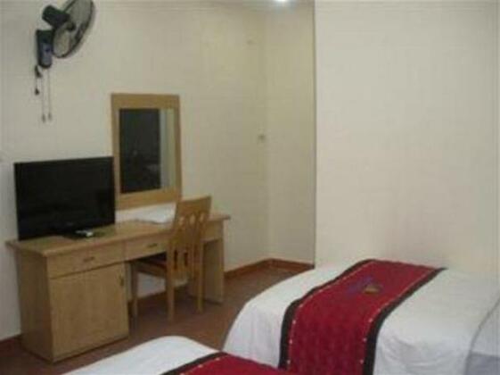 Red 2 Hotel - Photo3