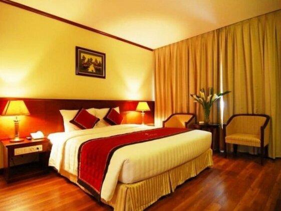 Sunny Hotel 2 - Photo2