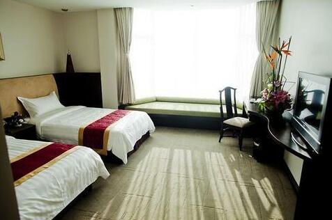 The Hanoi Club Hotel & Lake Palais Residences - Photo5