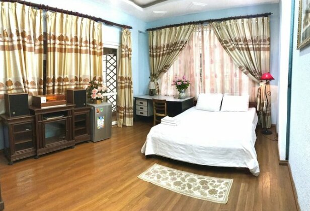 The Rose Home - Photo2