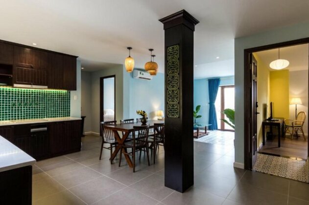 145-Square-Meter Vietnamese Apartment In The Heart Of Dist 1 Hcm - Photo2