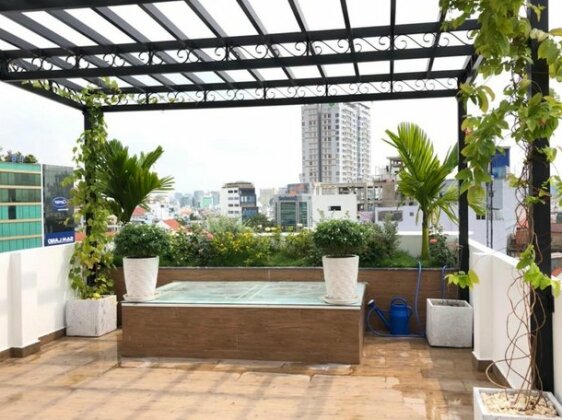 Auhome- Sky Garden Apartment