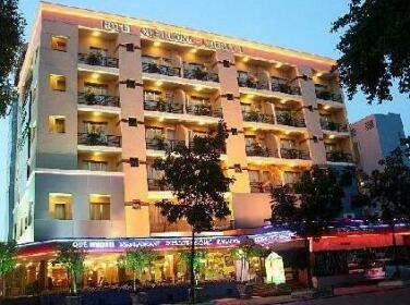 Hotel Que Huong Liberty 1