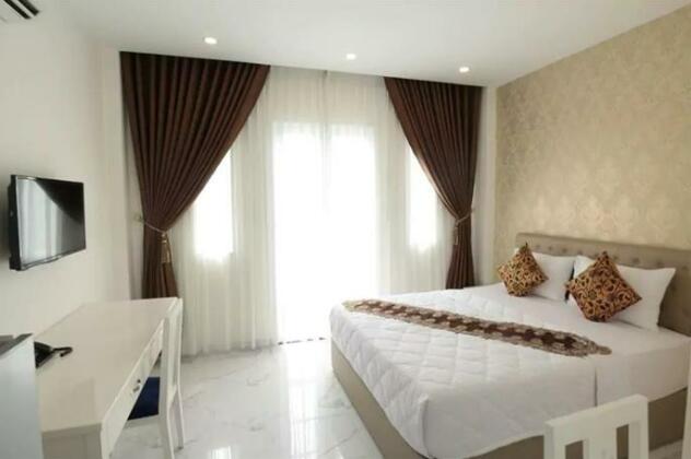 Lyna Apartment