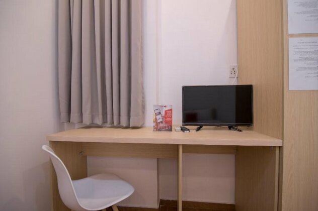 RedDoorz @ Pasteur Street - Photo4