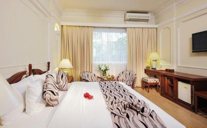 Royal Hotel Saigon - Photo4