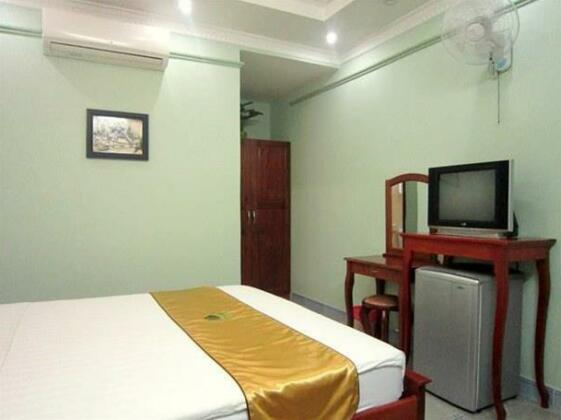 Spring Hotel Cong Hoa Street - Photo3