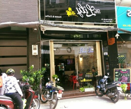 The Lily Hostel & Coffee - Photo2