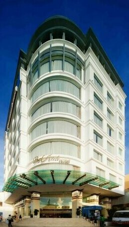 TTC Hotel Deluxe Tan Binh
